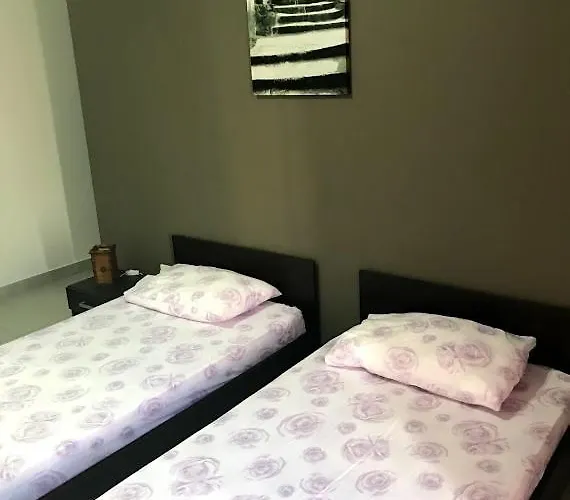 Luqa Apartment - 5 Mins From Airport